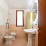Azzurra Con Piscina Вилла