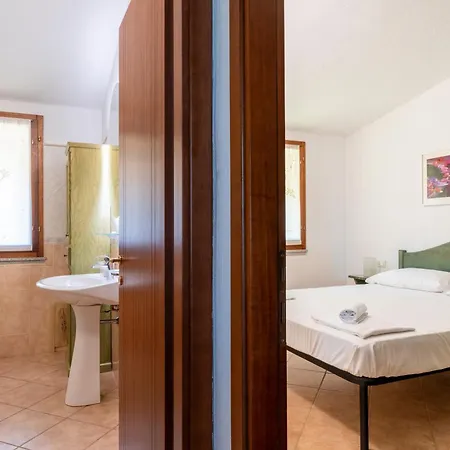 Azzurra Con Piscina Вилла *