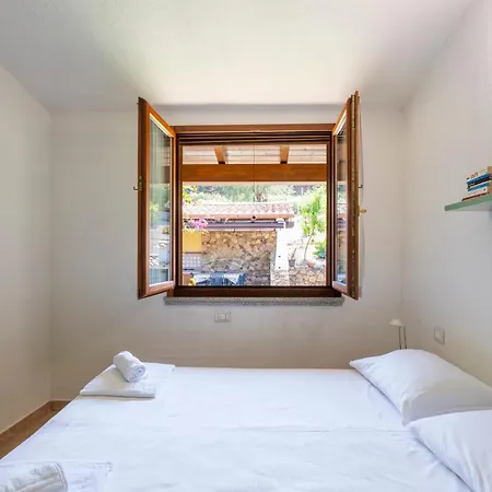 Villa Azzurra Con Piscina Tertenìa