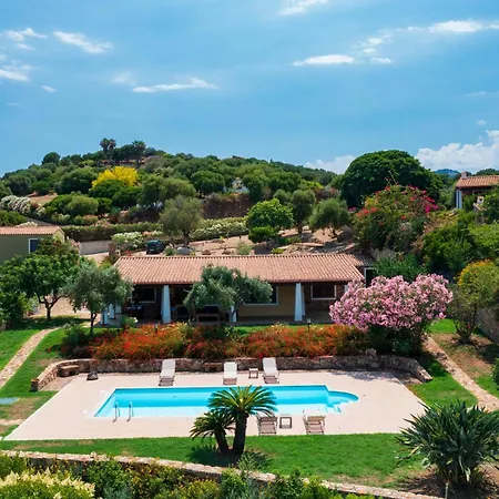 Villa Azzurra Con Piscina